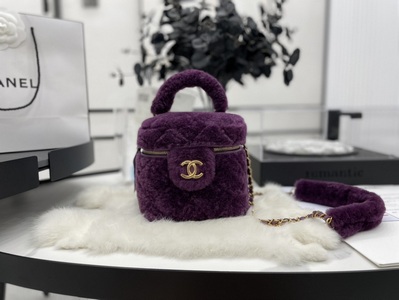 Chanel Handbags 1040